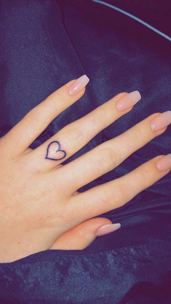Wedding Band Ring Finger Heart Tattoo #tattoofinger #trendypins