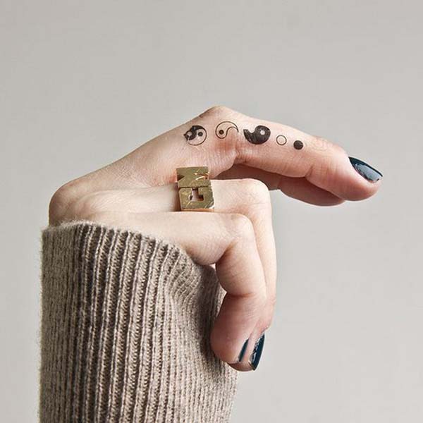 Yin Yang Tattoo On the Inside of Finger #tattoofinger #trendypins