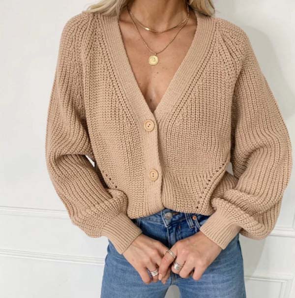 7. Cardigan Sweater #sweater #fashion #trendypins