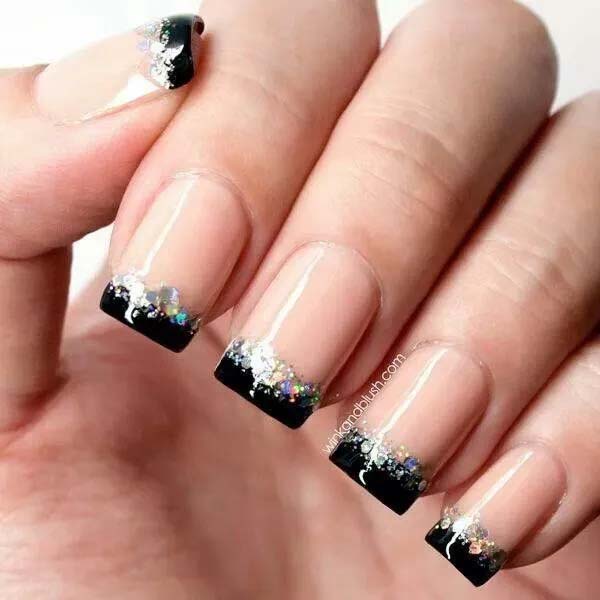 5. Black And Silver Glitter Tipped French Nails #blacknails #beauty #trendypins
