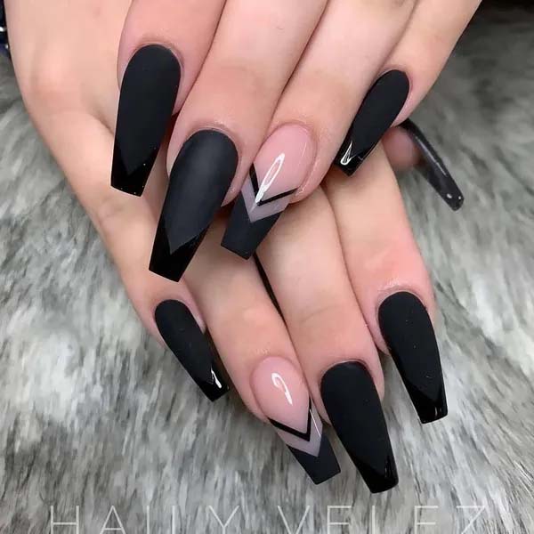 1. Black Chevron Nails #acrylicnails #beauty #trendypins