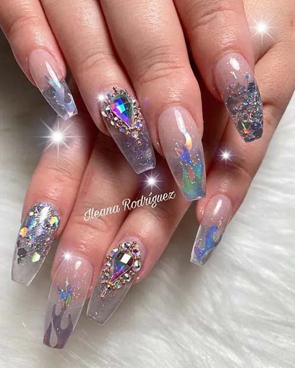 22. Glitzy Nail Idea #acrylicnails #beauty #trendypins