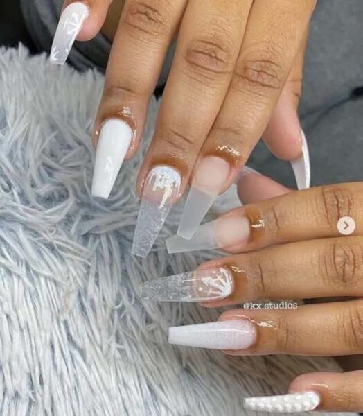 Satin White Nails #coffinnails #whitenails #trendypins