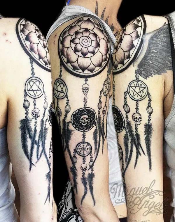 Skull Dream Catcher Tattoo Designs #tattoo #dreamcatcher #trendypins