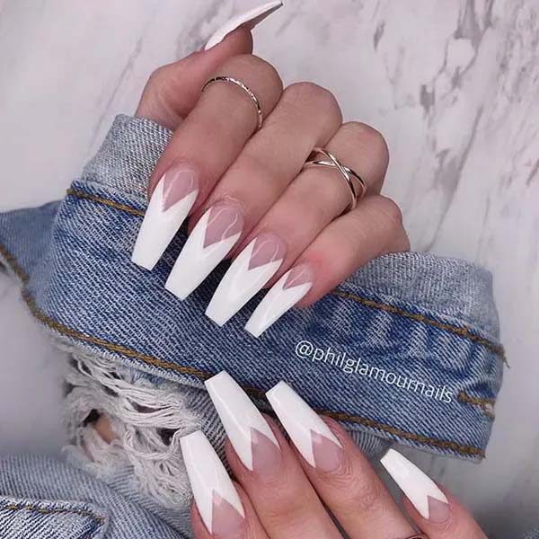 V-Shape Coffin White Nails #coffinnails #whitenails #trendypins