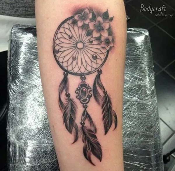 Vintage Dreamcatcher Tattoo Design #tattoo #dreamcatcher #trendypins