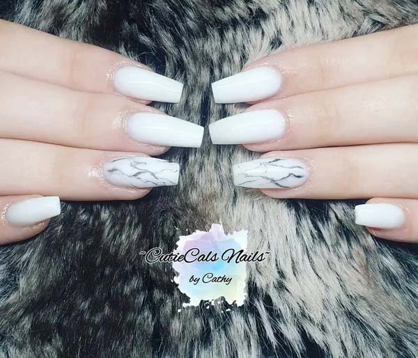 White and Grey Marble Nail Design #coffinnails #whitenails #trendypins