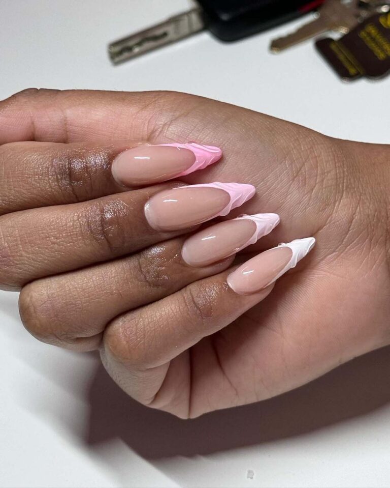22 Vibrant Summer Acrylic Almond Nail Ideas for a Splash of Color