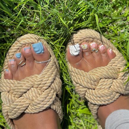 29 Stunning Toe Nail Design Ideas to Brighten Up Your Summer Style