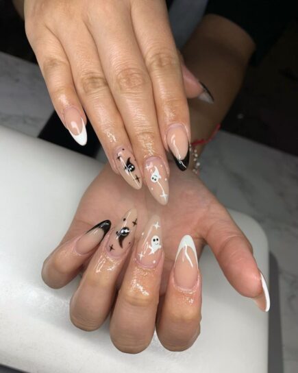 29 Stunning Almond Shaped Halloween Nails You ll Fall in Love With