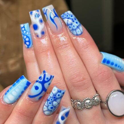 27 Breathtaking Blue Nail Designs for a Spellbinding Manicure