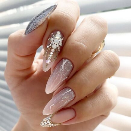 28 Glamorous New Year's Nail Ideas to Sparkle into the Next Year