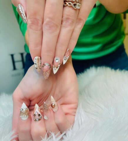 28 Glamorous New Year's Nail Ideas to Sparkle into the Next Year