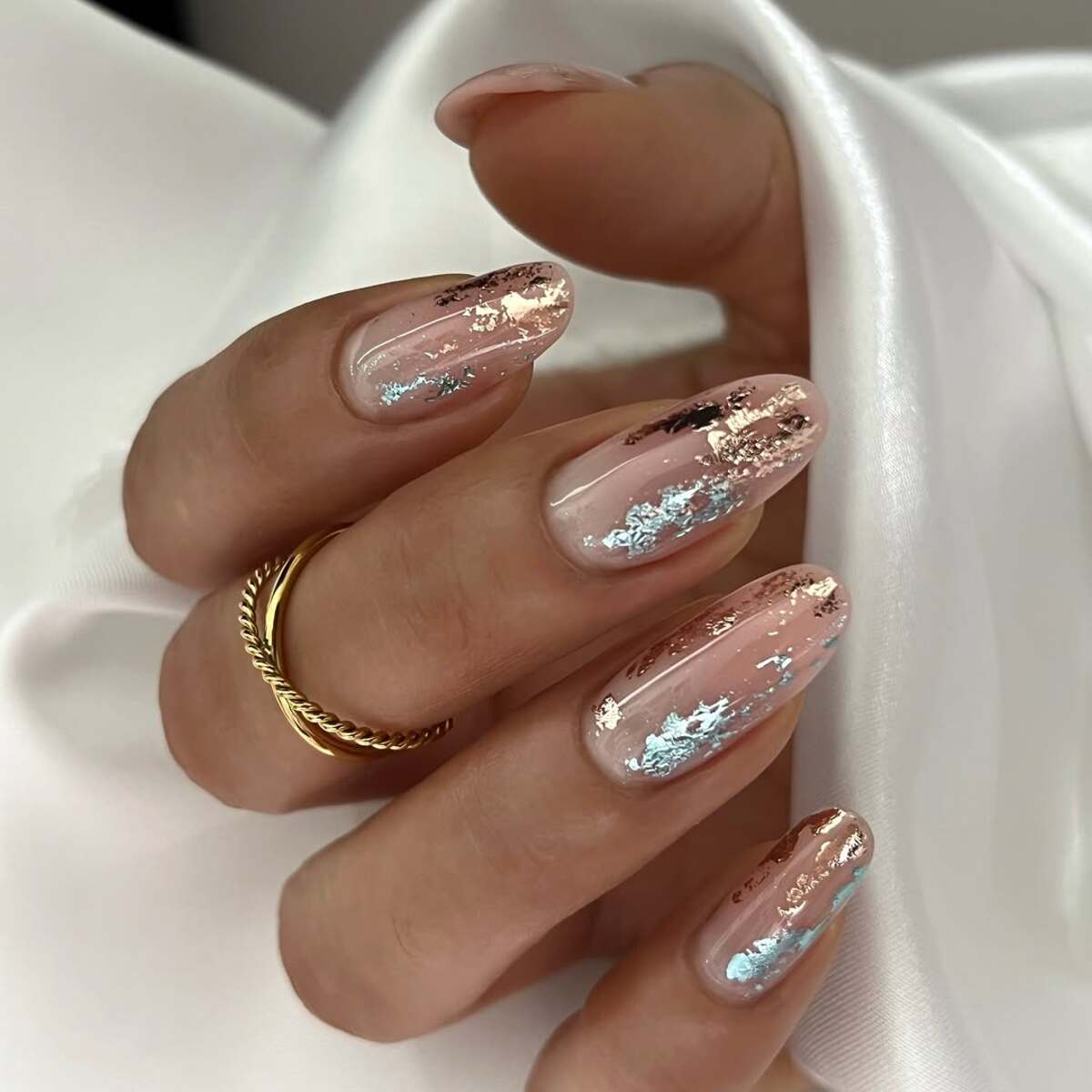 2. Subtle Elegance with Gold and Silver Foil