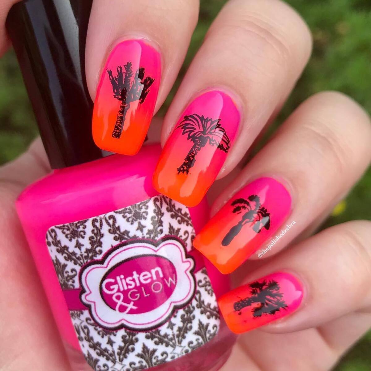 19. Sunset Ombre with Palm Tree Silhouettes