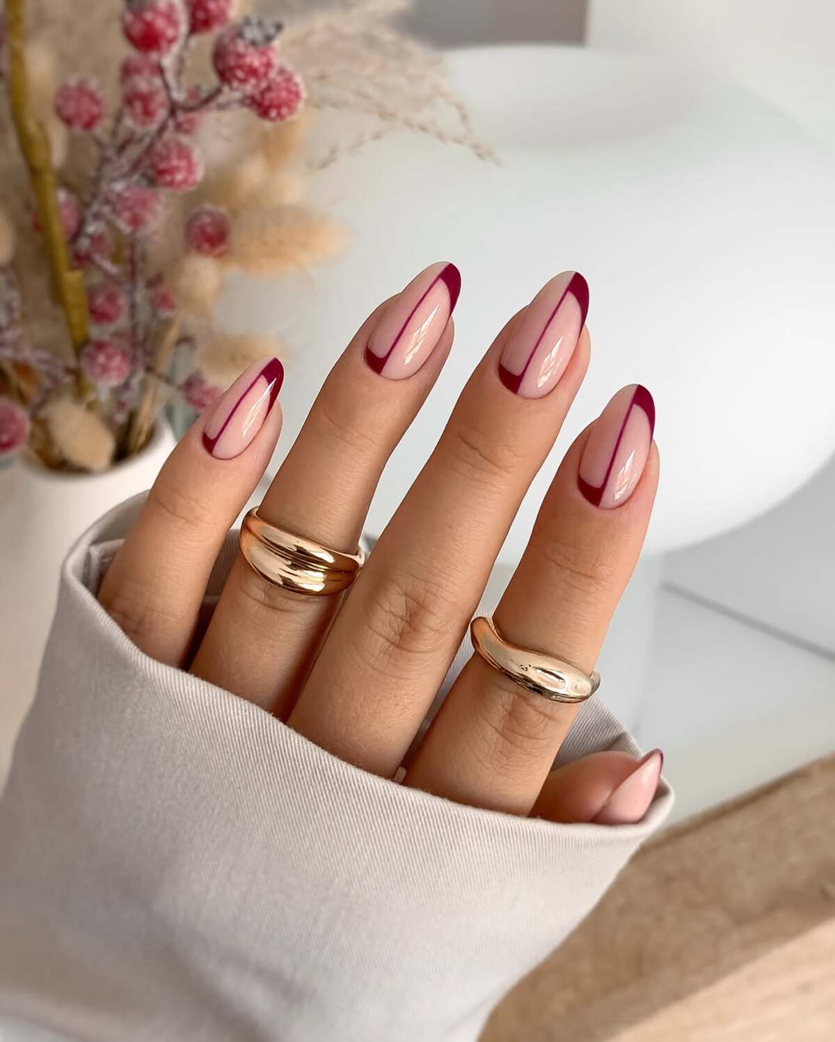 16. Elegant Deep Burgundy Outlined French Tips