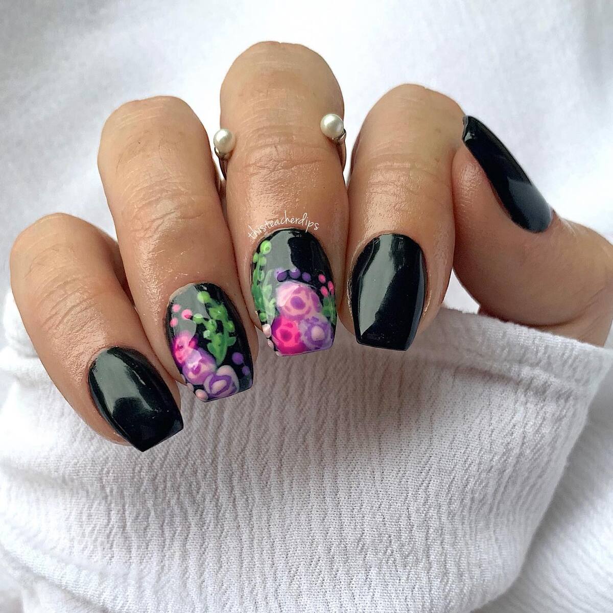 21. Moody Floral Elegance