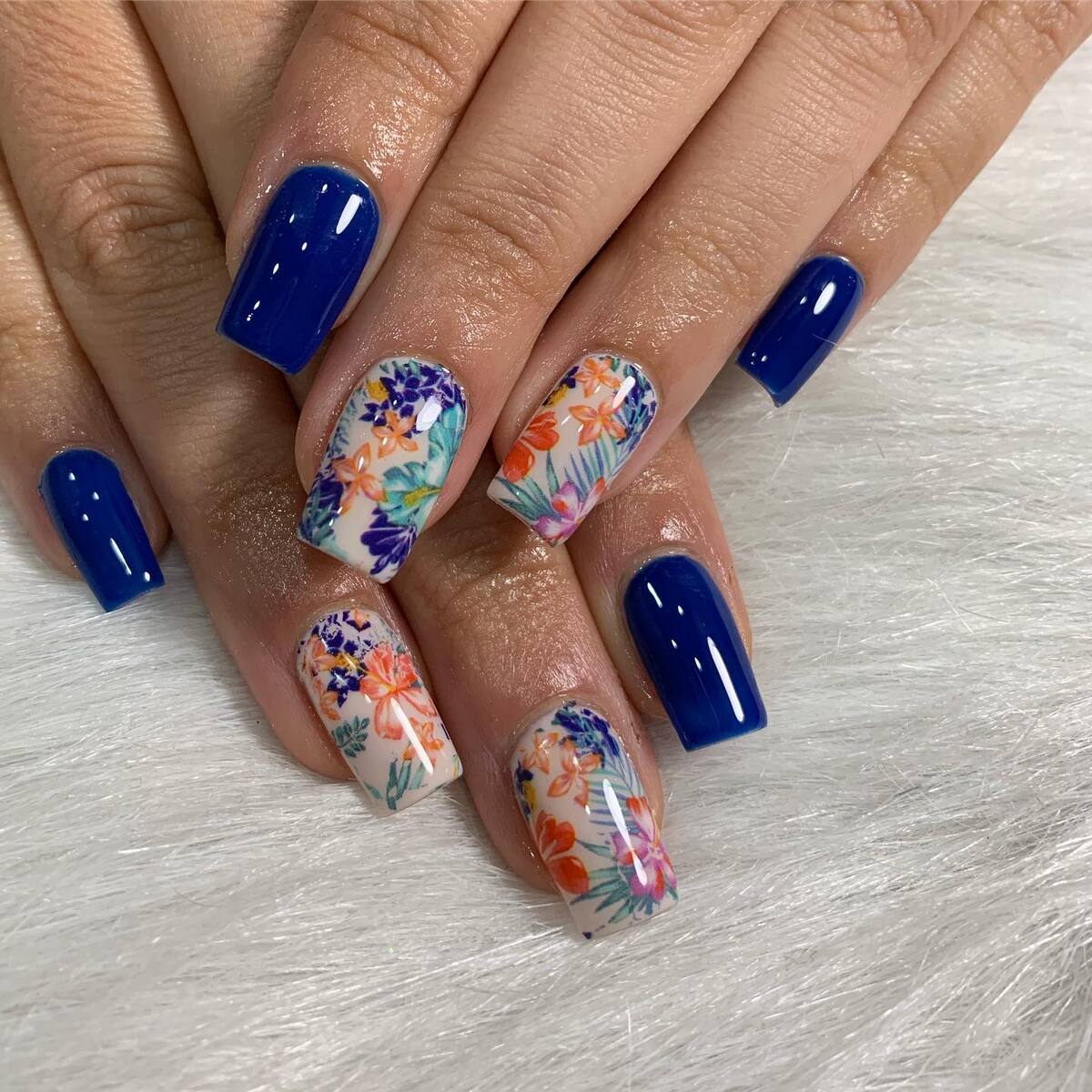 23. Vibrant Tropical Floral Fantasy
