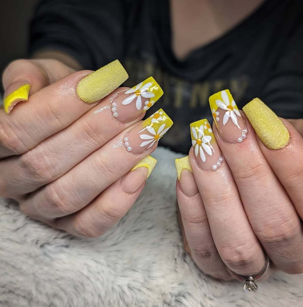 4. Pastel Yellow Daisy French Tips
