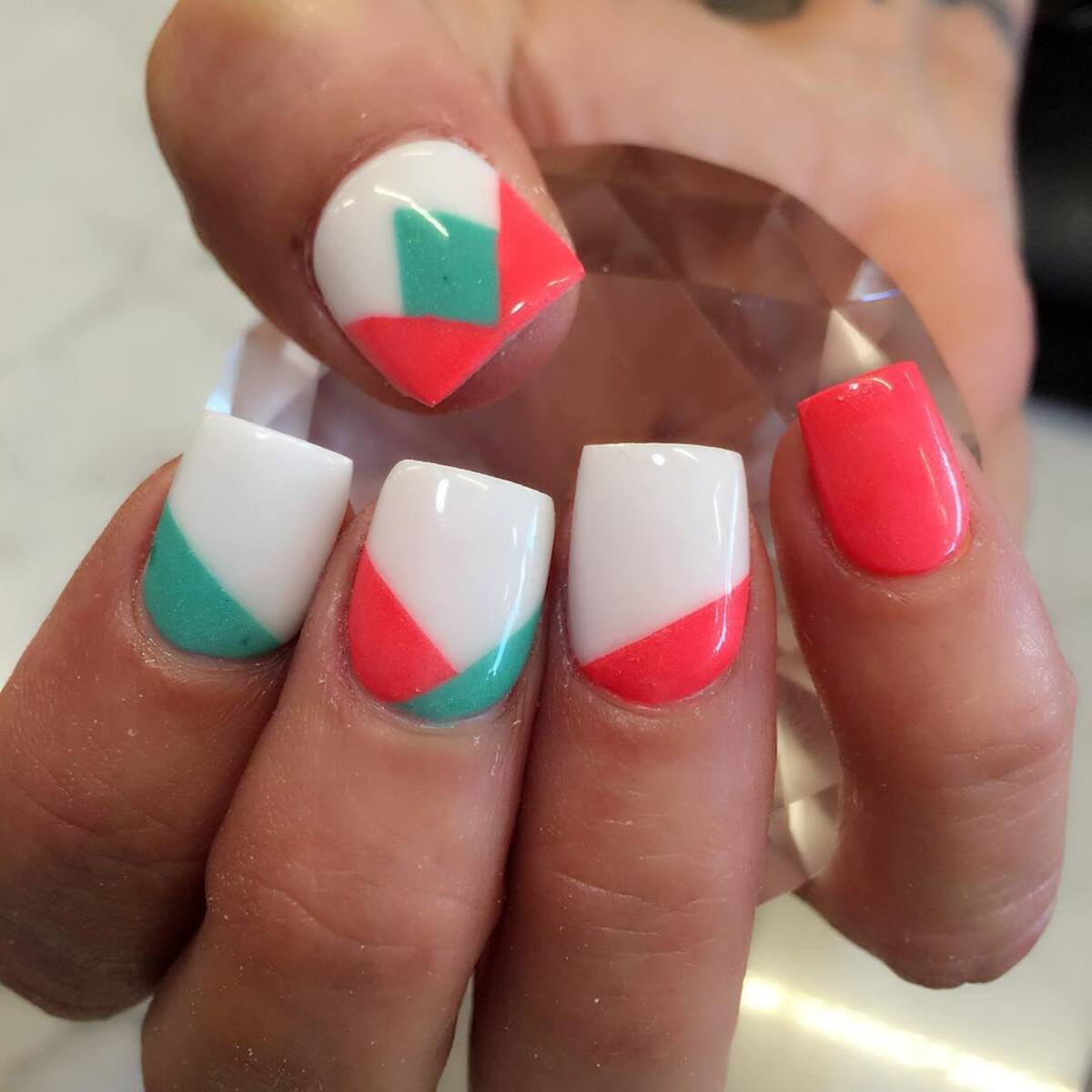 12. Bold and Minimalist Color Blocking