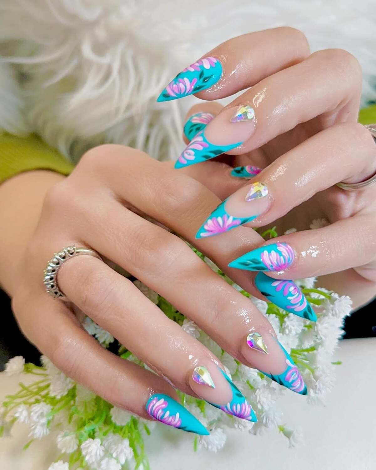 6. Tropical Floral Fantasy