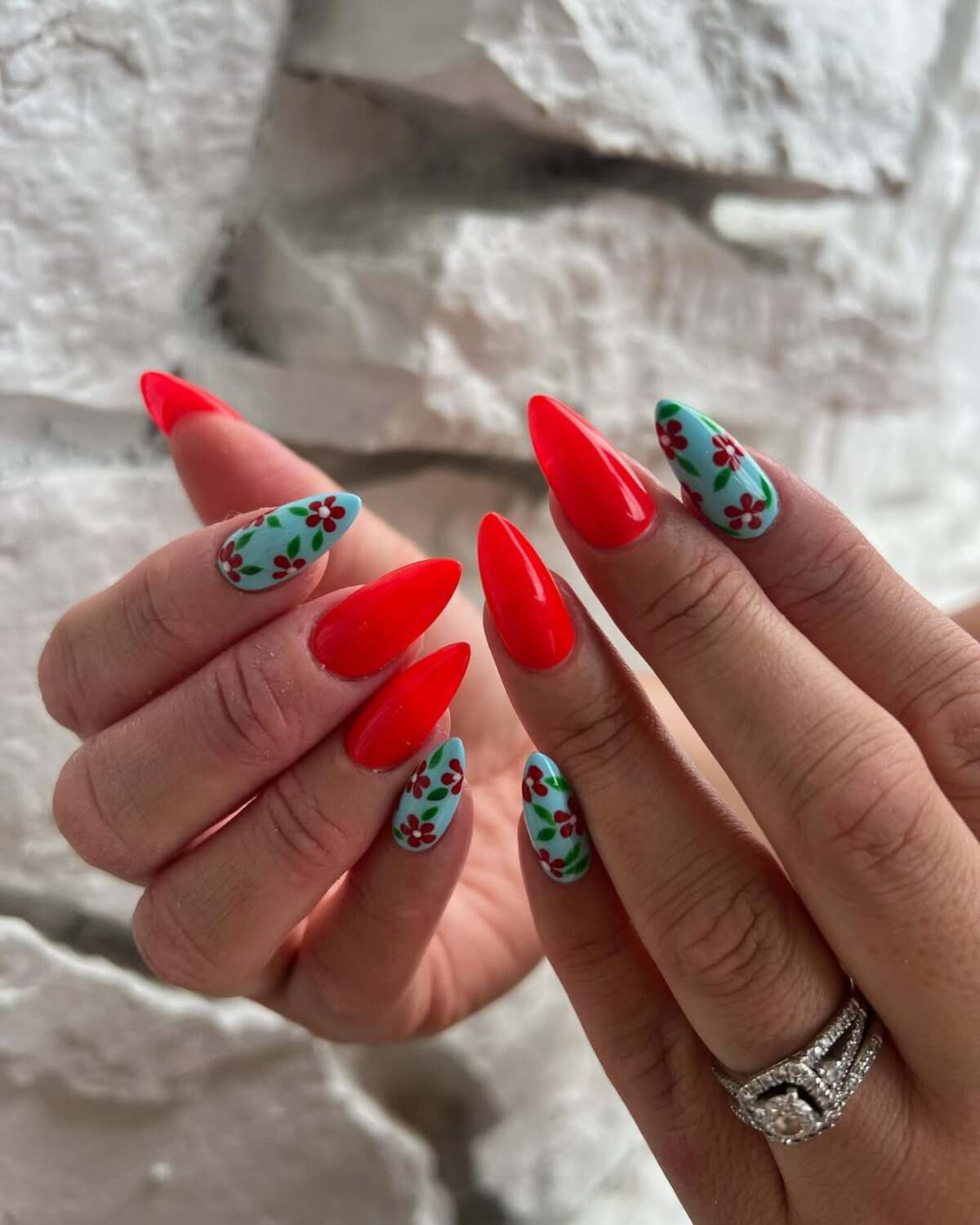 21. Fiery Red with Floral Mint Accents