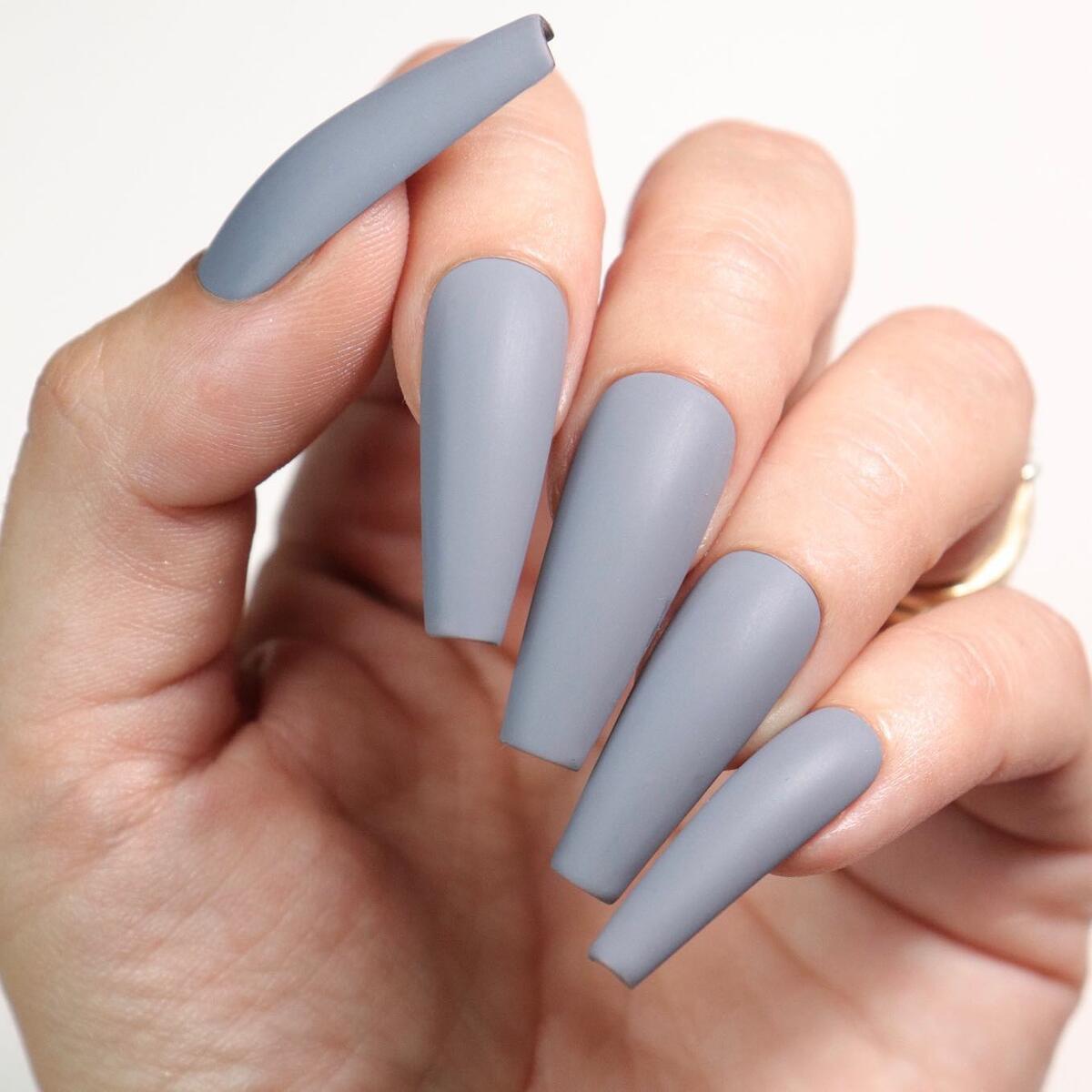 19. Sophisticated Slate for a Modern Fall Statement