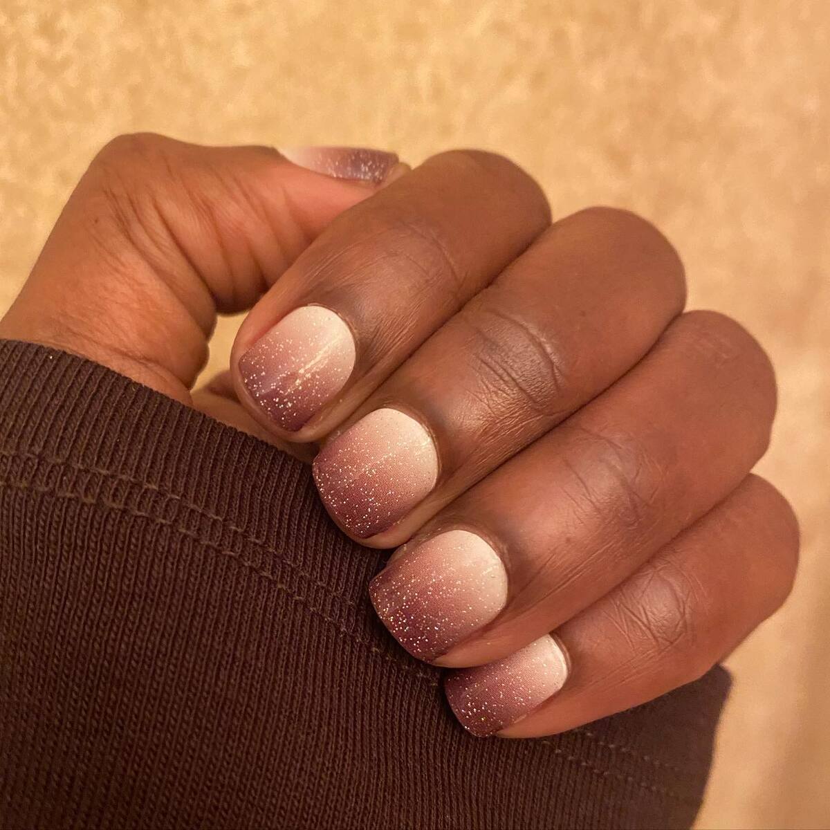7. Mauve Magic with a Touch of Glitter