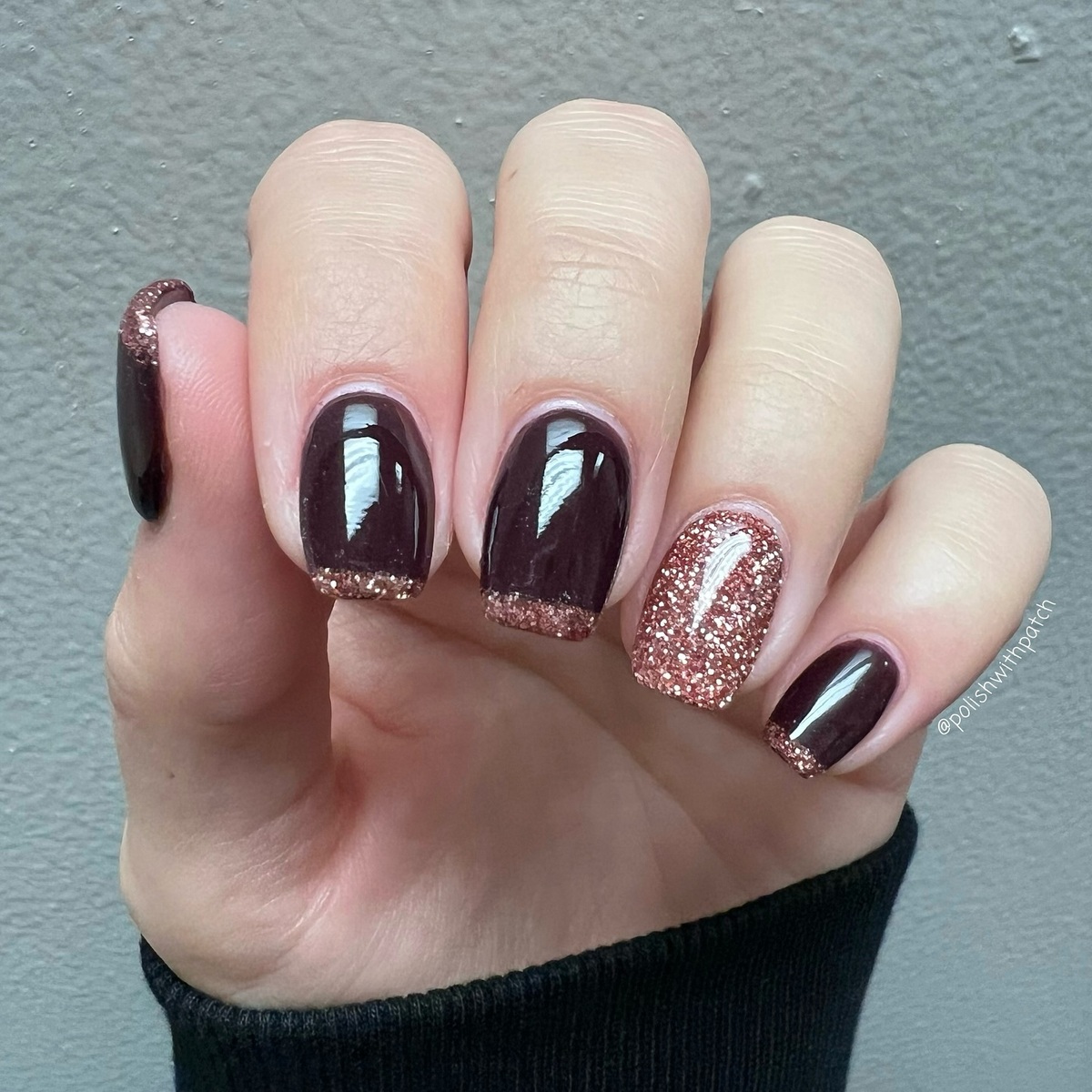 21. Deep Plum and Rose Gold Sparkle for Fall Glam