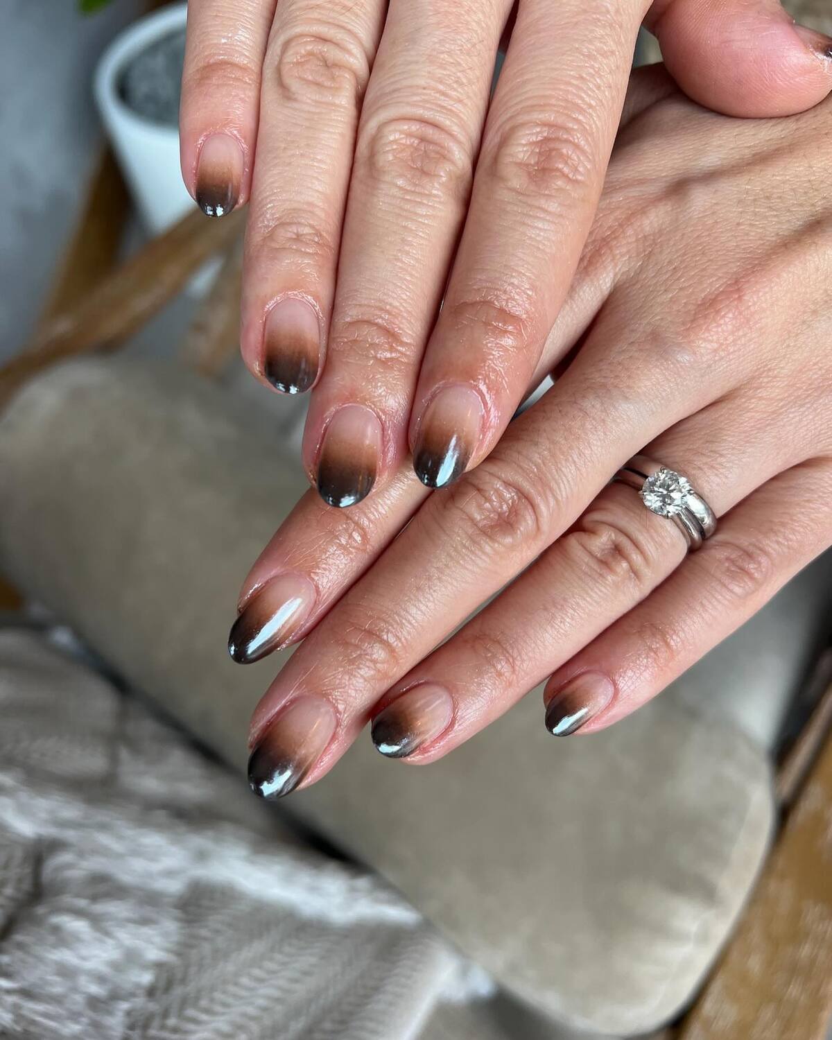 18. Smoky Chrome Fade for Fall Minimalists