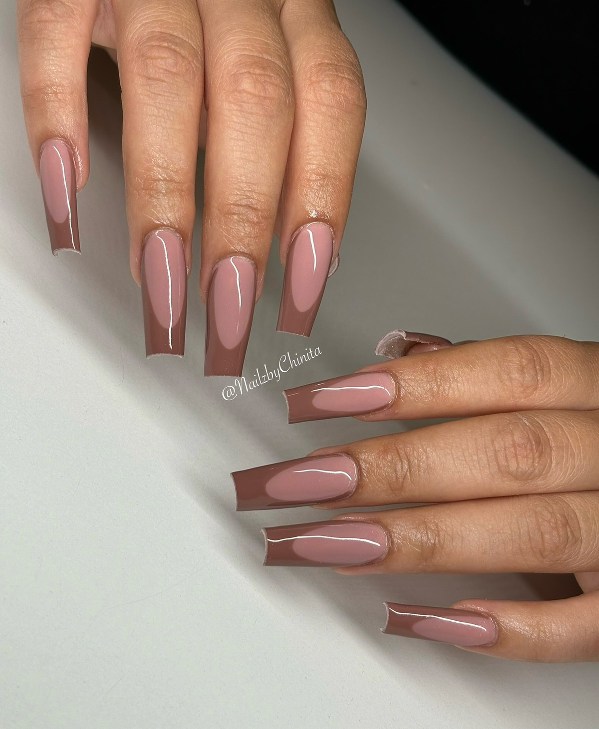 24. Mauve Perfection With a Modern French Twist