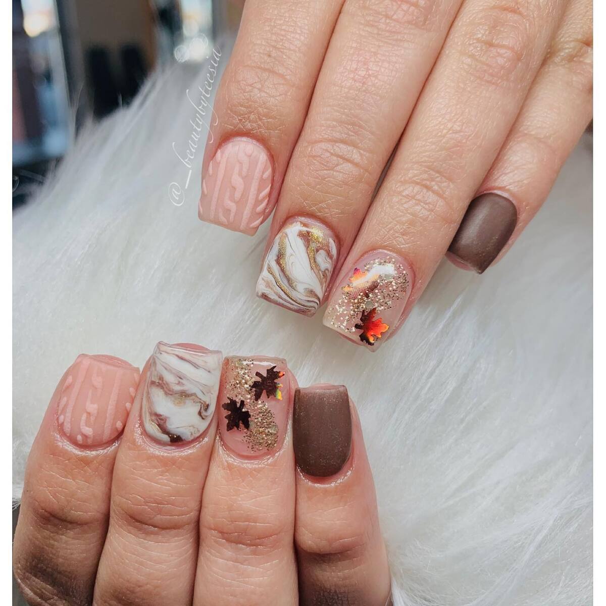 17. Cozy Textures and Autumn Marble
