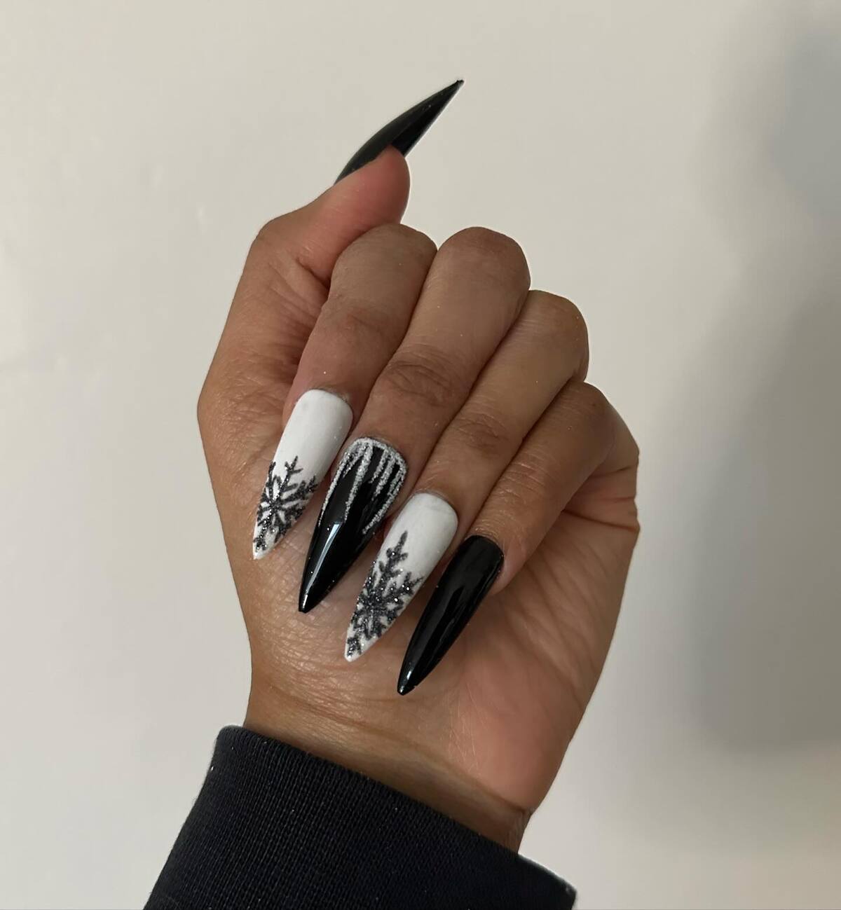 12. Sleek Black and White Christmas Snowflakes