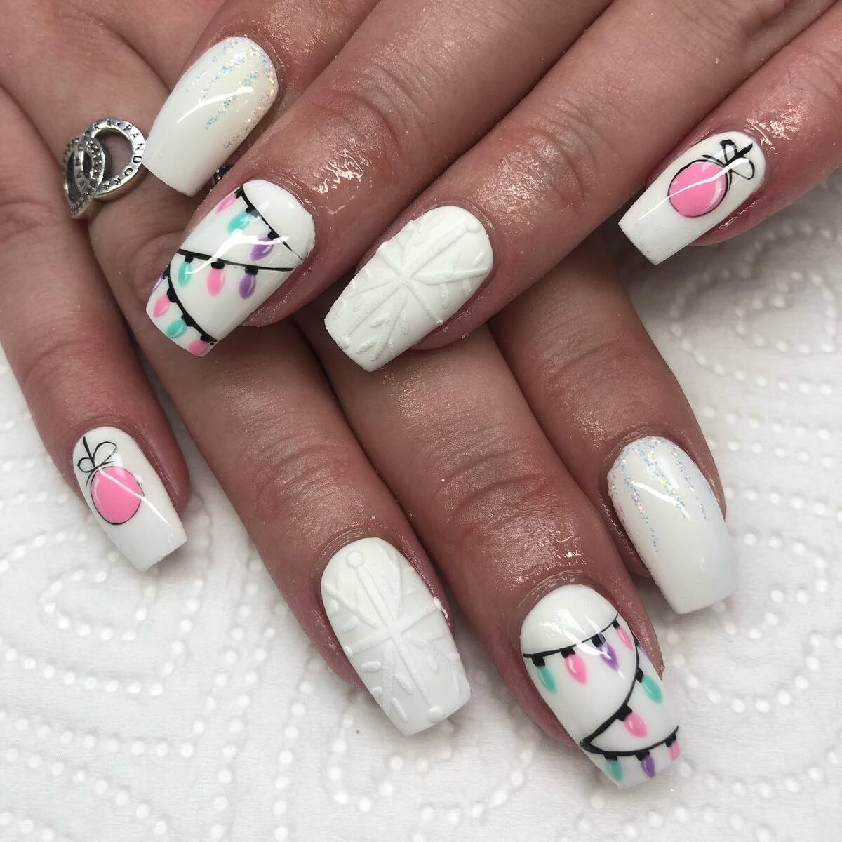 14. Festive Christmas Lights and Ornament Nails