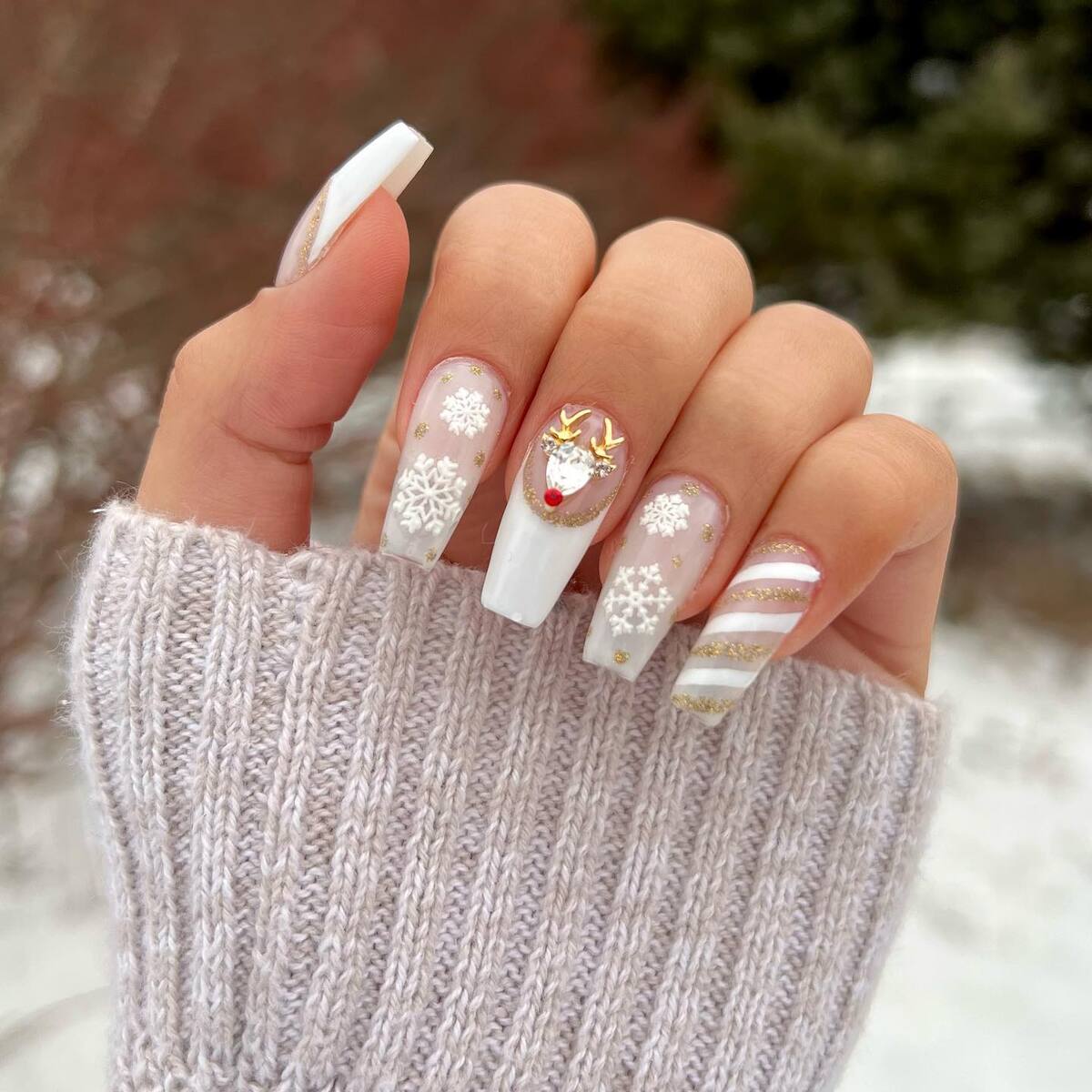 9. Christmas Reindeer and Snowflake Magic