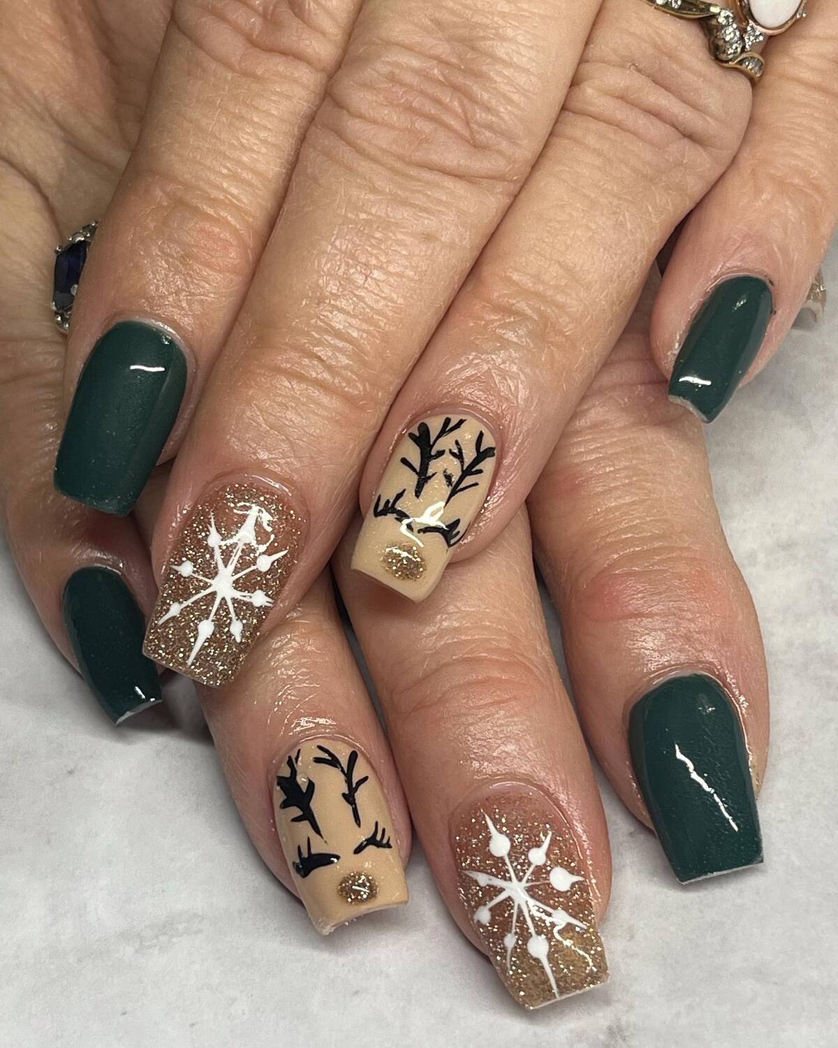 5. Elegant Forest Green and Gold Sparkle