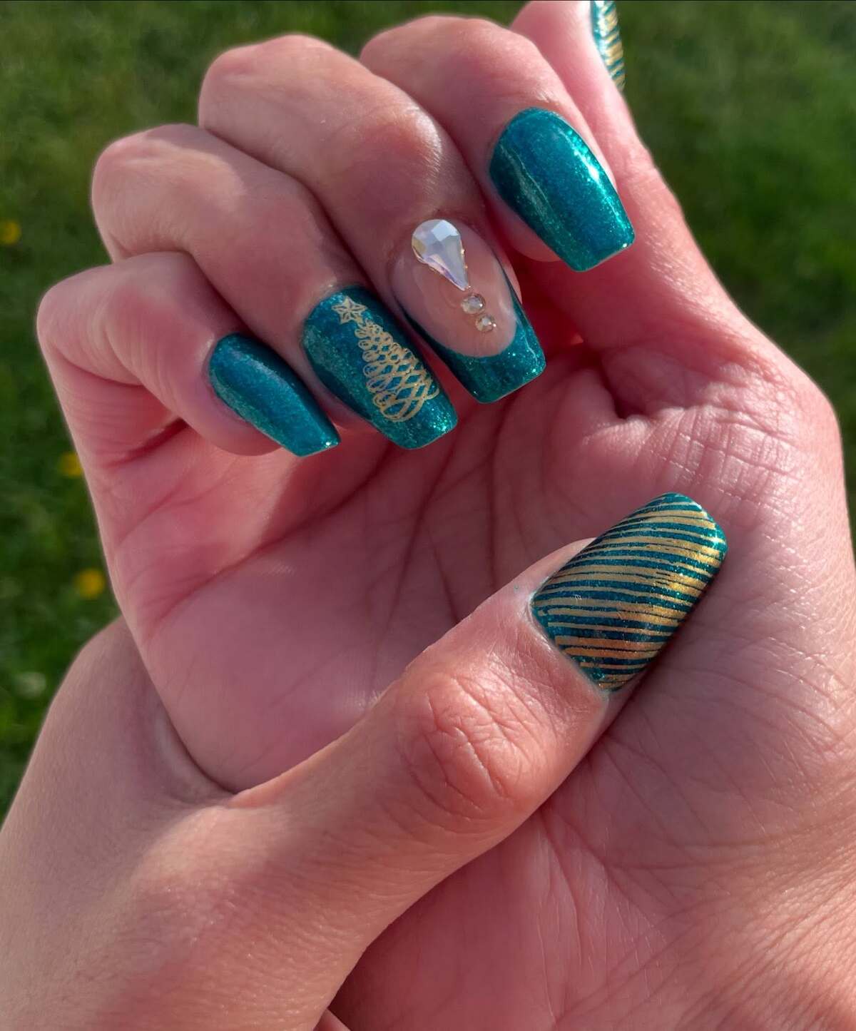 7. Teal and Gold Holiday Elegance