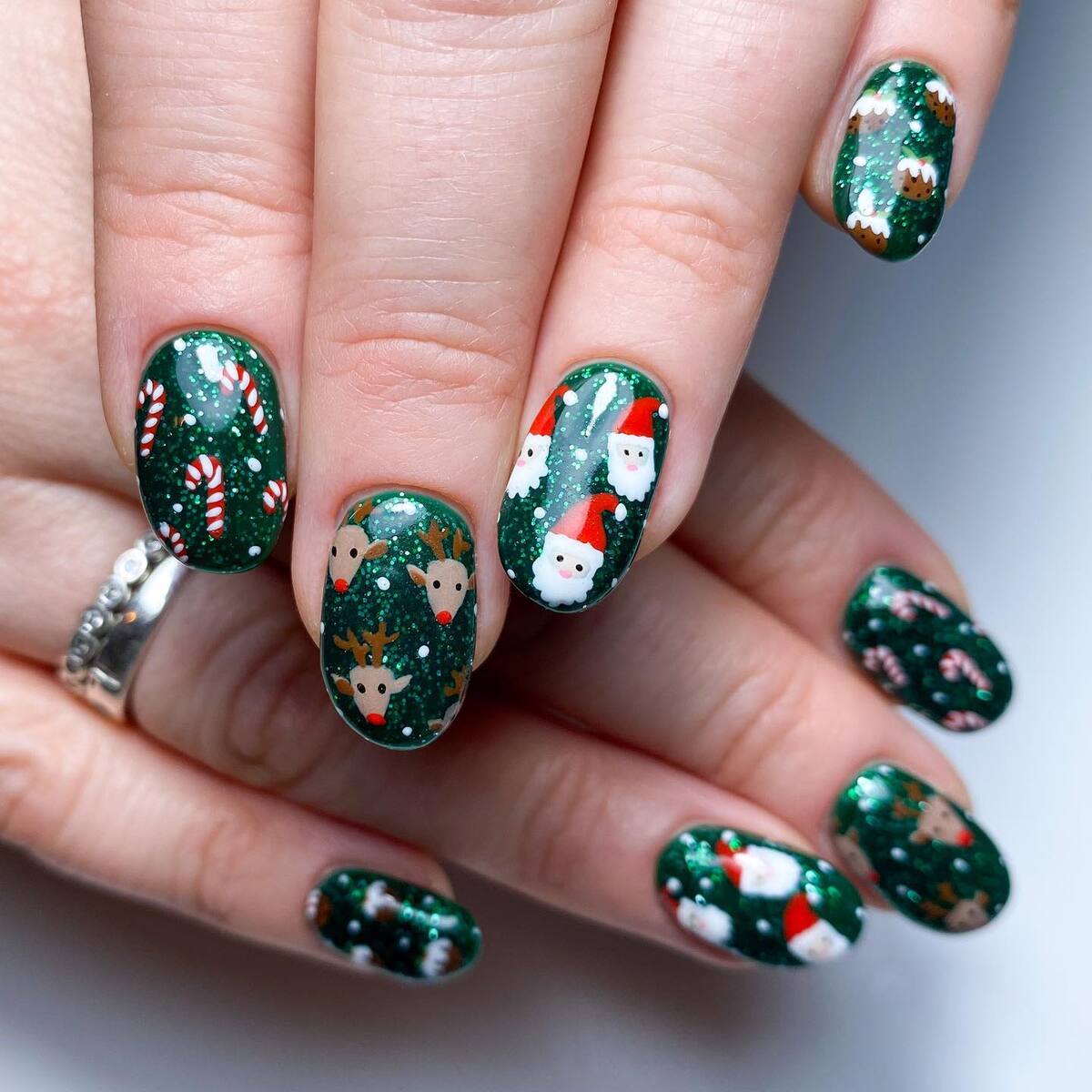 17. Santa and Reindeer Party Nails