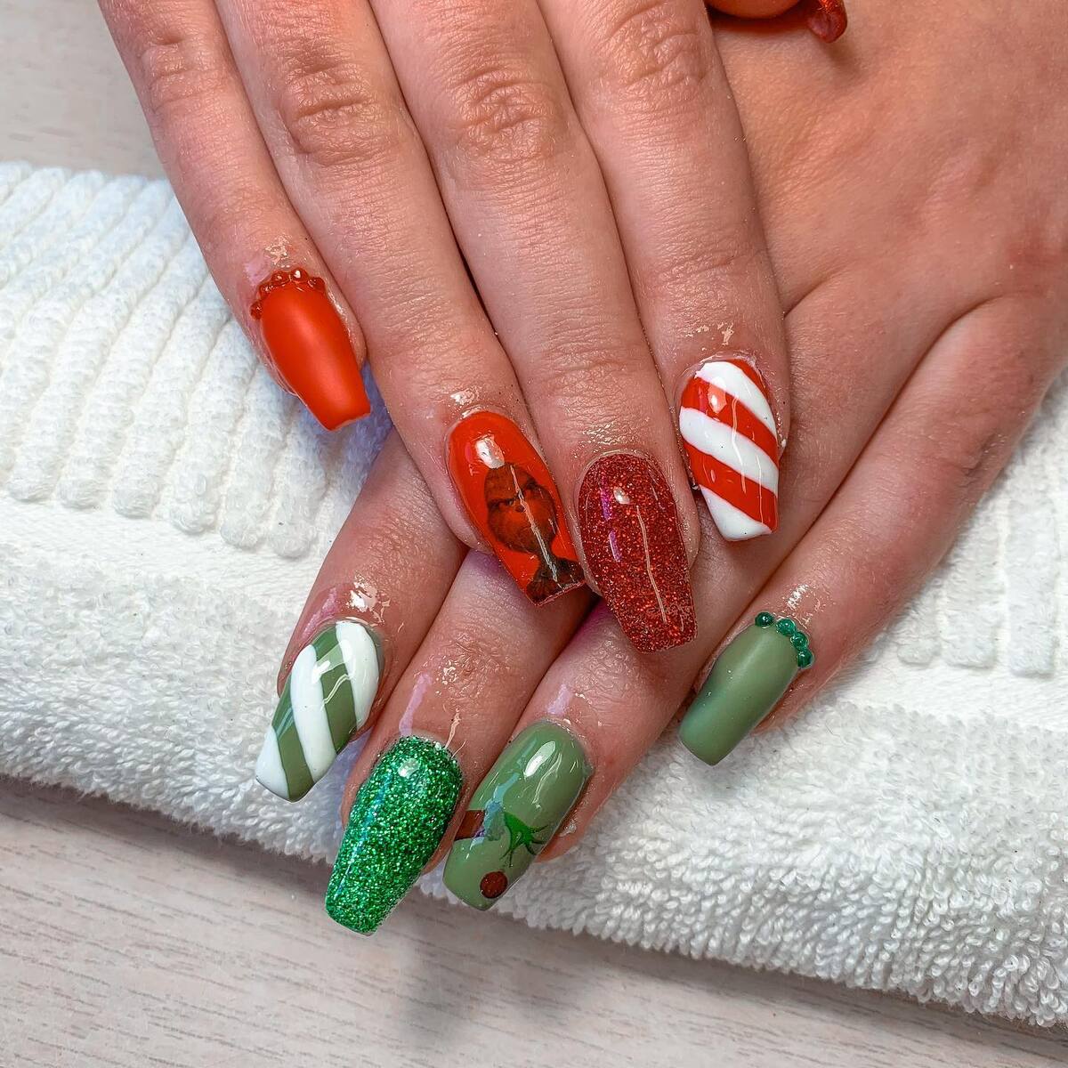 30. Festive Green and Red Christmas Acrylic Nails