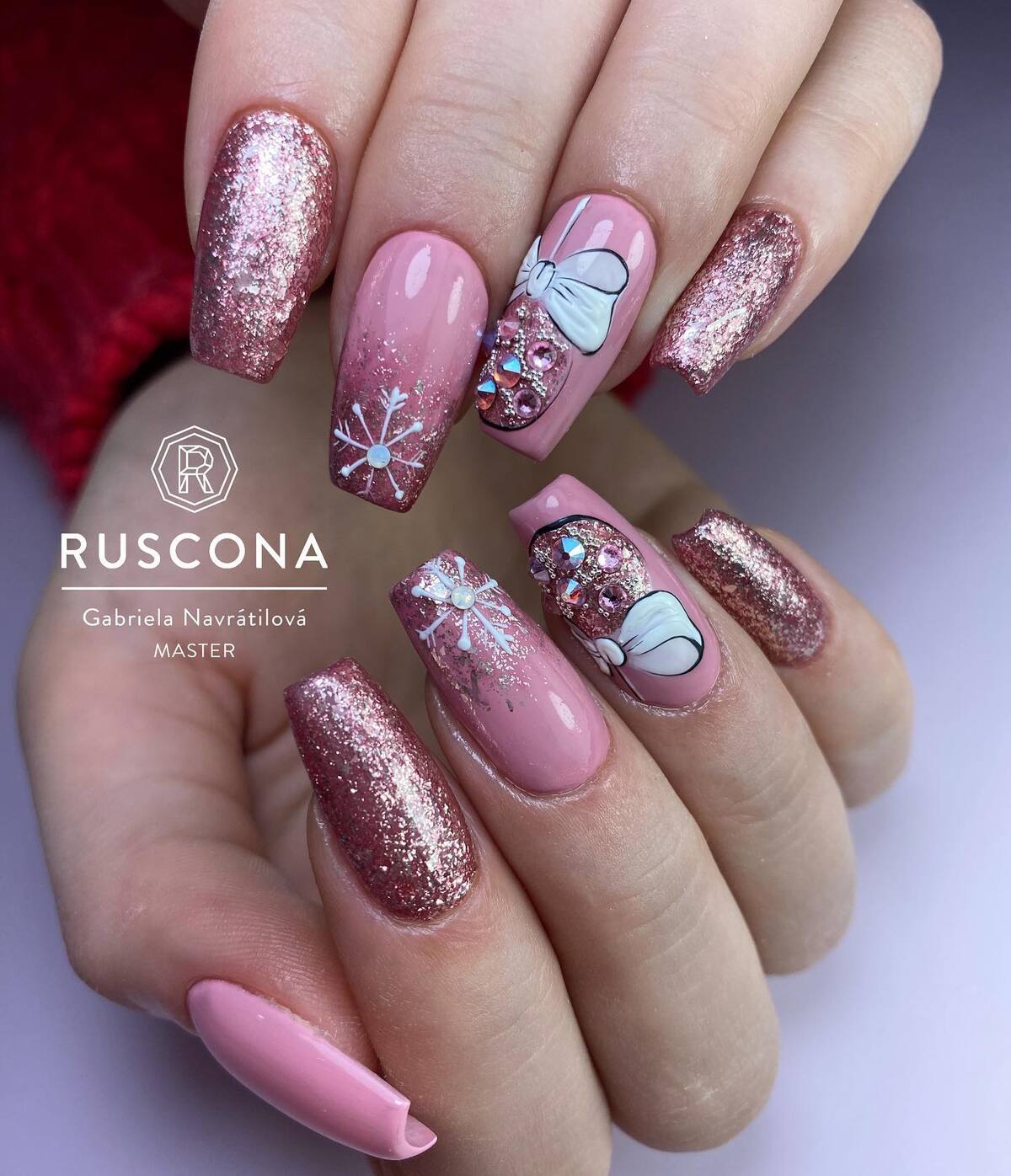 25. Sparkling Pink Christmas