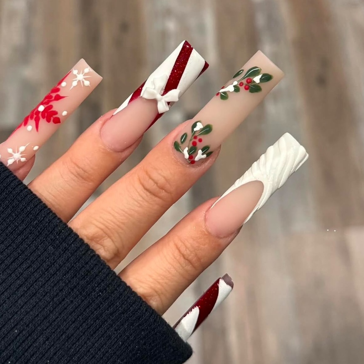 5. Elegant Holiday Details