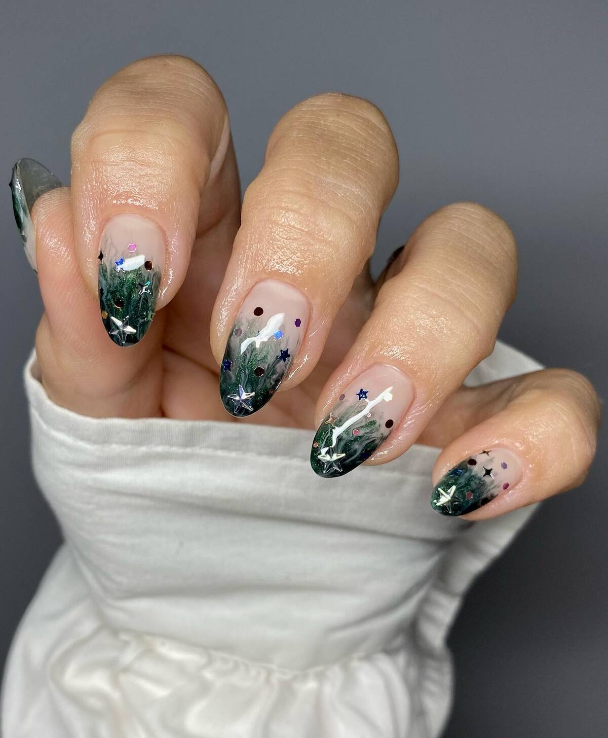 5. Sparkling Christmas Tree Magic
