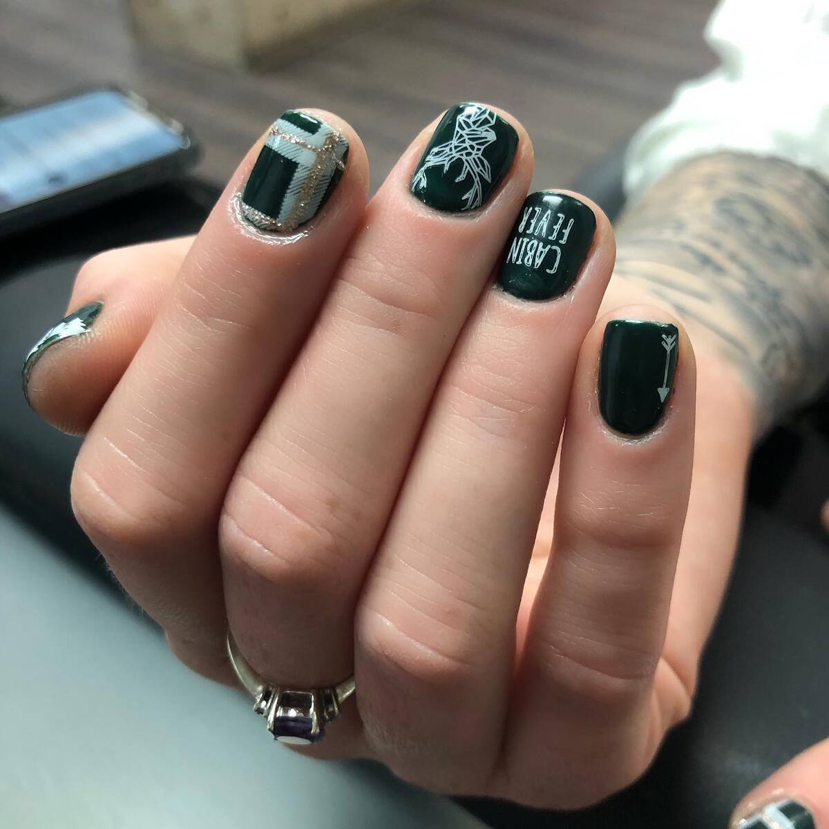 7. Cozy Cabin Green with Rustic Winter Accents