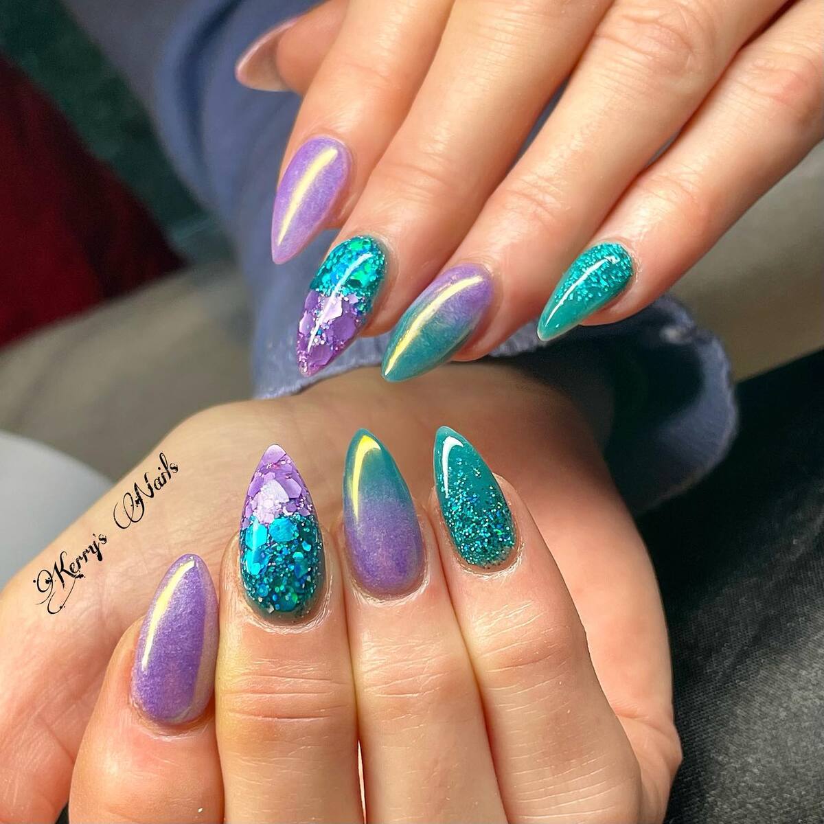 22. Iridescent Holiday Elegance