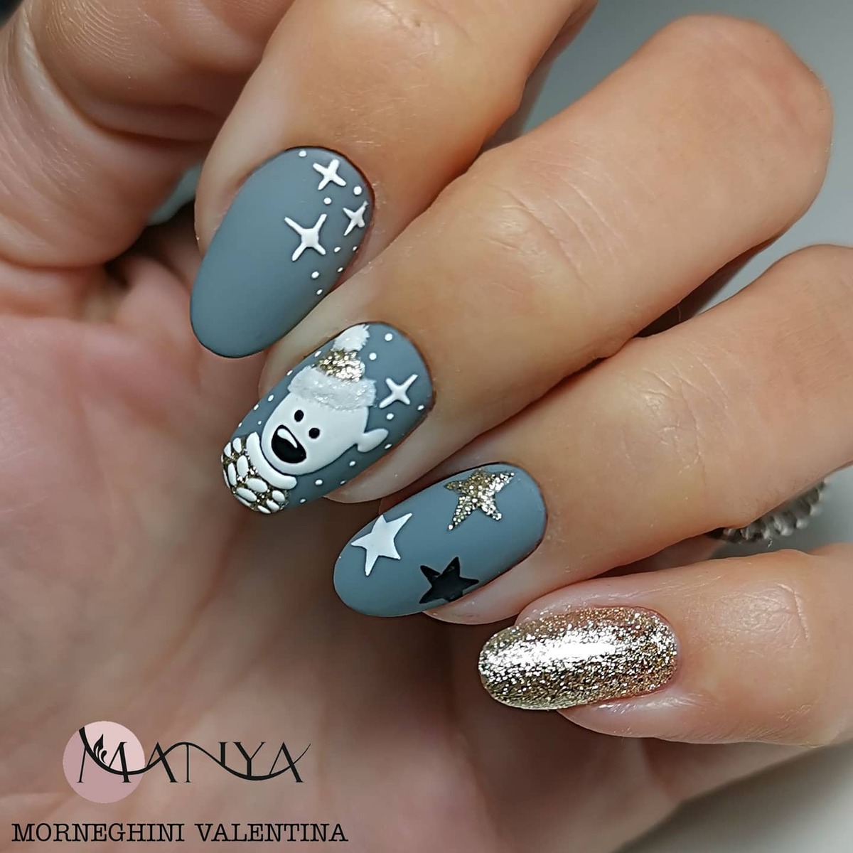 17. Playful Polar Glamour