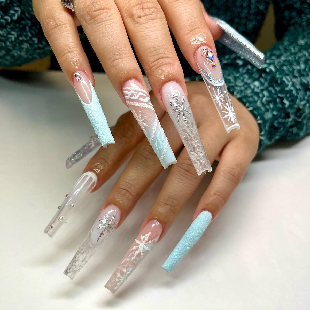 8. Crystal Snowflake Fantasy